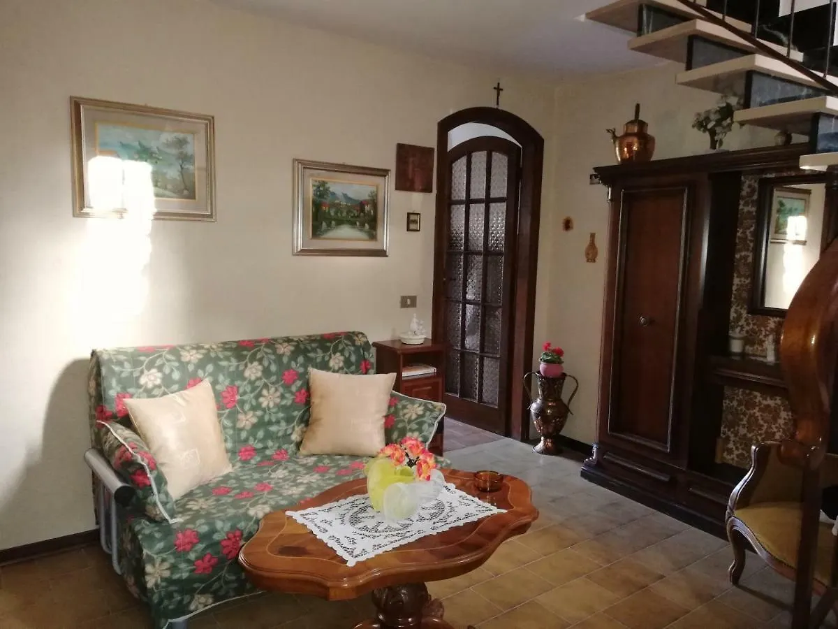 Holiday home Casetta Del Sole Corsanico-Bargecchia Italy